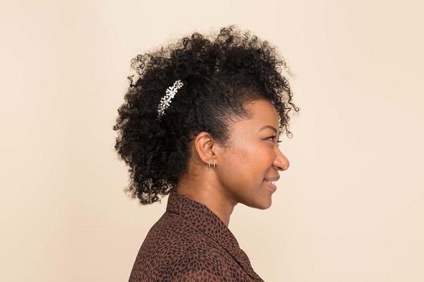 Stylish Natural Hairstyles for Fall Outing